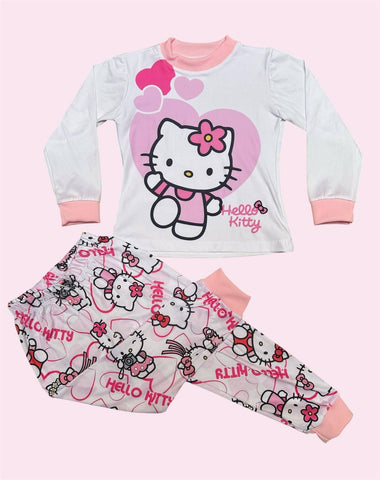 Pijama Capibara Hello Kitty